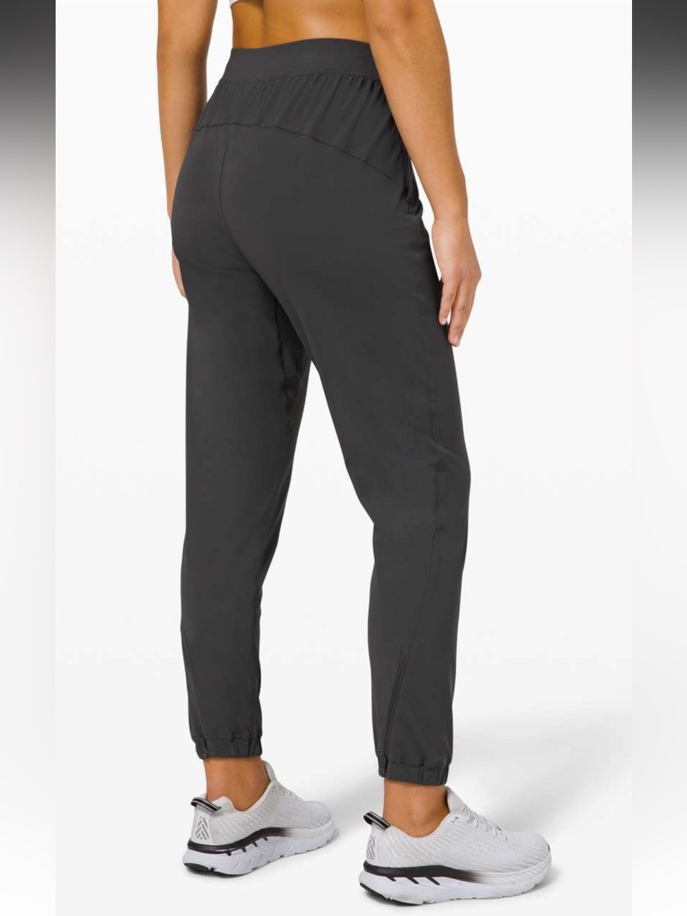 Lululemon Adapted State Jogger in
Graphite Grey size 4